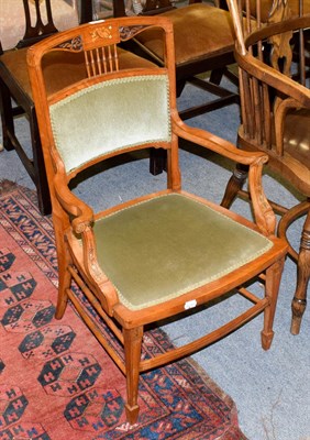 Lot 1185 - A Satinwood music chair