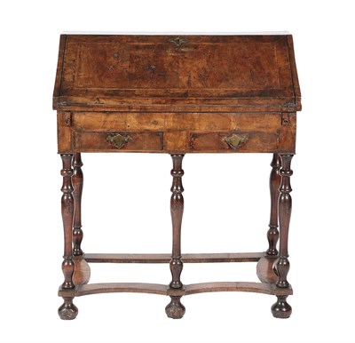 Lot 497 - <> A William & Mary Walnut and Featherbanded Bureau, late 17th century, the fall enclosing a...