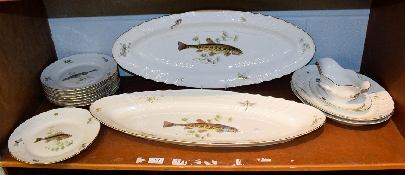 Lot 92 - A Richard Ginori Porcelain fish service comprising two platters, two serving dishes, sauce boat and