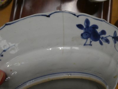 Lot 52 - A tray of Chinese porcelain including a Kangxi blue and white dish painted with flowers under a...
