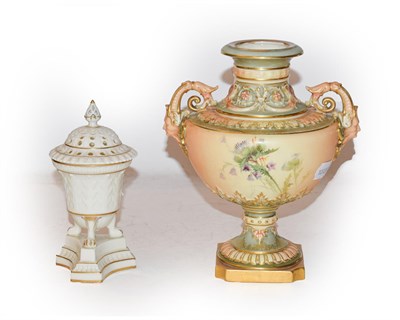 Lot 157 - A Grainger Worcester gilt highlighted pot purri vase and cover with pierced lid and standing on...