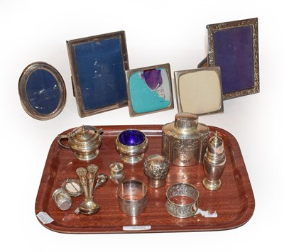 Lot 168 - A tray of assorted silver items, including a quatrefoil shaped tea canister and cover by Atkin...