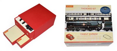 Lot 3158 - Hornby (China) OO Gauge R1038 The Boxed Set Orient Express with Merchant Navy class locomotive...
