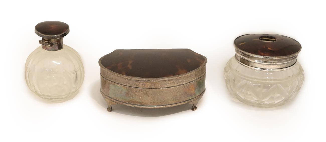 Lot 3 - A George V Silver and Tortoiseshell-Mounted Ring-Box, by Percy James Finch, Birmingham, 1922,...
