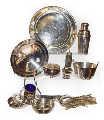 Lot 398 - Silver plated items including oval gallery tray, dish, deco bowl, shaker, cutlery etc