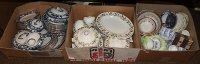 Lot 420 - Four boxes of pottery and porcelain, including a Losol ware dinner service, Wedgwood...