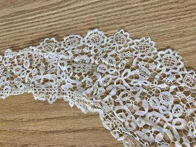 Lot 2029 - 19th Century and Later Honiton Lace, comprising a hair piece with floral border; pair of...