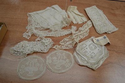Lot 2036 - Late 19th and Early 20th Century Lace, comprising a bertha of tape lace applied floral lace;...
