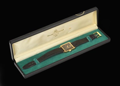 Lot 2161 - An 18 Carat Gold Square Shaped Wristwatch, signed Baume & Mercier, circa 1980, (calibre BM1050)...