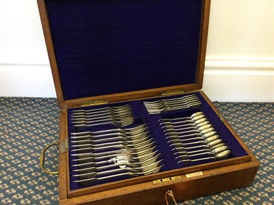 Lot 2216 - A George III, George IV, Victorian, and George V Silver Table-Service, Mostly by David Landsborough