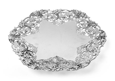 Lot 2328 - A George V Silver Bowl, by Atkin Brothers, Sheffield, 1930, shaped circular and on spreading...