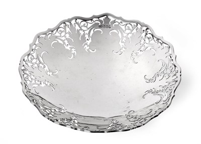 Lot 2330 - An Elizabeth II Silver Bowl, by Emile Viner, Sheffield, 1953, shaped circular and on collet...