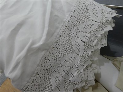 Lot 1002 - Quantity of assorted white linen, embroidered textiles, handkerchiefs, table linens in a navy...