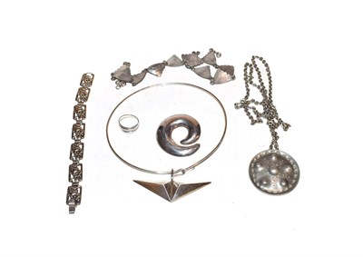 Lot 197 - A collection of Scandinavian silver jewellery including a pendant on chain, a brooch, a necklace, a