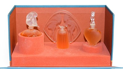 Lot 346 - Lalique miniature perfume bottles 'Le Nu 'Amour' and 'Ondines' (boxed)