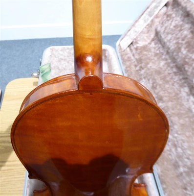 Lot 3009 - Viola 16 1/4'' one piece back, ebony fingerboard, rosewood fittings, with makers label 'John Mather