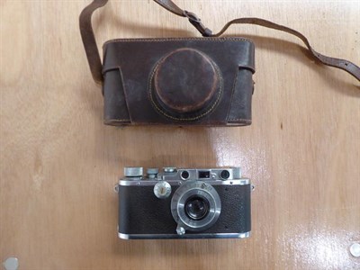 Lot 3117 - Leica III Camera no.133992, with Elmar f3.5 50mm lens in leather case, with a few accessories and a