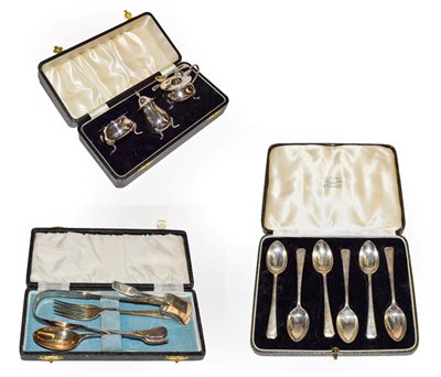 Lot 45 - A quantity of silver and silver plate to include a Georgian silver caddy spoon, pair of silver...