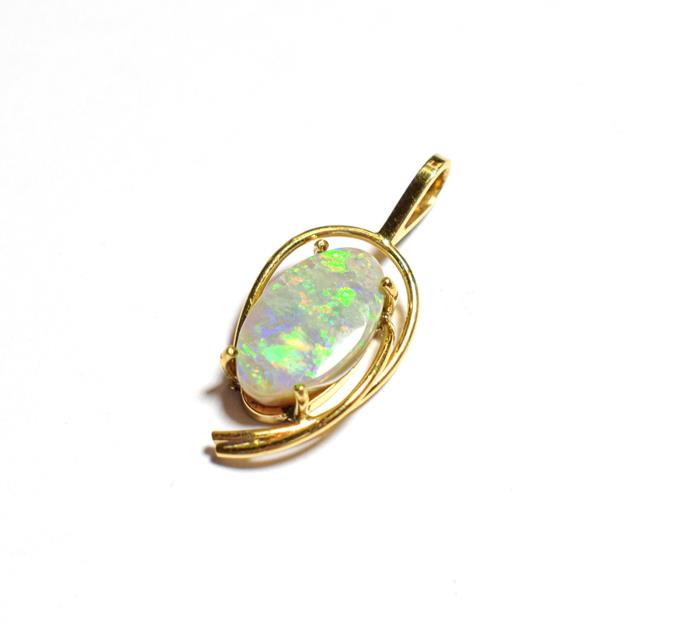 Lot 65 - An opal pendant, stamped '14CT', length 2.8cm