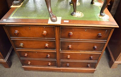 Lot 1157 - A Victorian mahogany green leather inset twin pedestal desk, 121cm by 67cm by 72cm; together with a