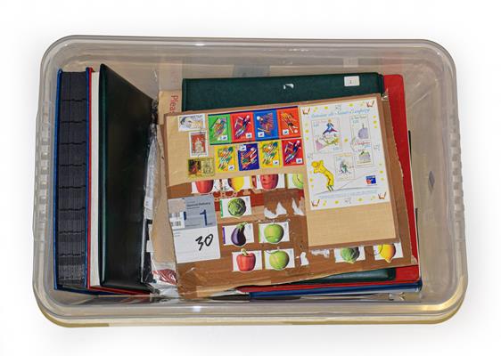 Lot 2030 - Storage Box containing albums, packets, stockleaves incl. a clean unmounted mint collection of...