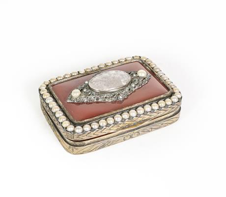 Lot 52 - A Gilt-Metal Snuff-Box, oblong, the hinged cover set with an agate panel and with a 'pearl' set...