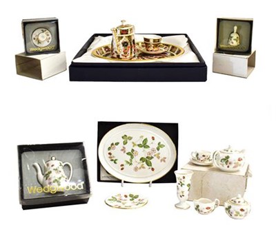 Lot 121 - A collection of Royal Crown Derby 'Old Imari' and Wedgwood 'Wild Strawberry' miniature...