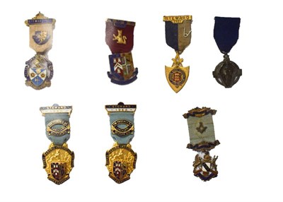 Lot 123 - Fourteen Masonic jewels including a 1914-1918 Silver Commemorative jewel No.1325, gilt metal...