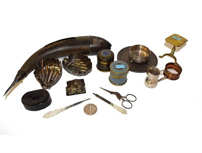 Lot 299 - A collection of assorted items, including a Russian silver salt-cellar on ball feet, a Russian...