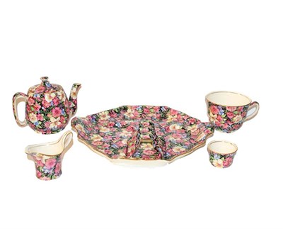 Lot 307 - Two trays of assorted ceramics including a Royal Winton chintz tete a tete, Sunderland lustre...