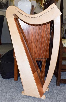 Lot 337 - Modern small half-sized harp, with modern soft case and instruction book