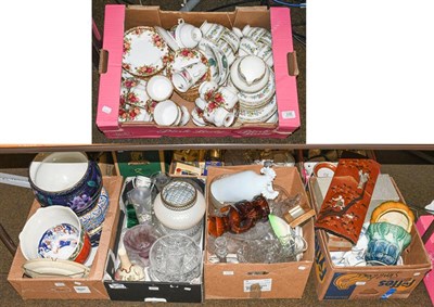 Lot 338 - Assorted ceramics and glass including Royal Albert Old Country Roses, Foley Ming Rose, Coalport...