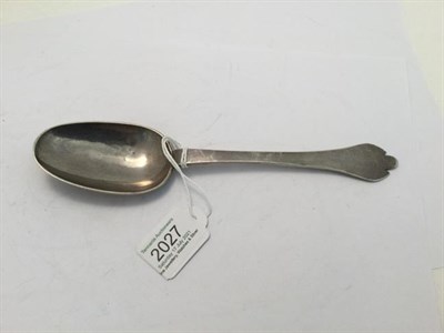 Lot 2027 - A William III Silver Trefid Spoon, by Thomas Spackman, London, 1700, the tapering handle...
