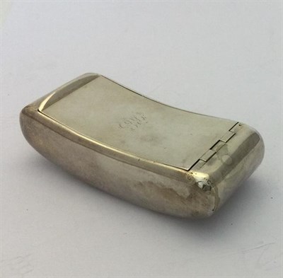 Lot 2033 - A George III Silver Snuff-Box, by Samuel Pemberton, Birmingham, 1809, curved oblong and with hinged