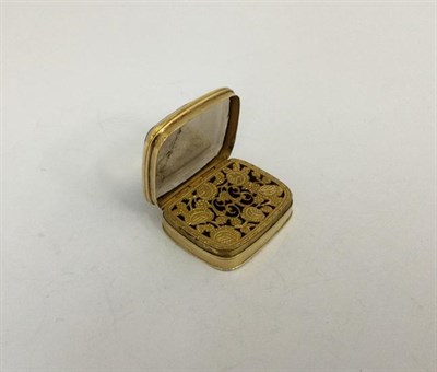 Lot 2049 - A George IV Gold and Smoky Quartz Vinaigrette, Apparently Unmarked, Possibly Scottish, Circa...