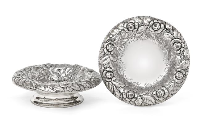 Lot 2069 - A Pair of Victorian Silver Bowls, by Edgar Finley and Hugh Taylor, London, 1893, each circular...