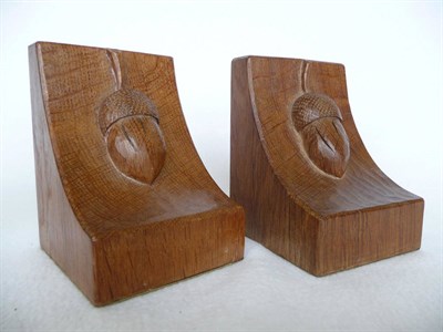 Lot 1857 - A Pair of Yorkshire School Oak Bookends, each carved with an acorn, unmarked, 13cm