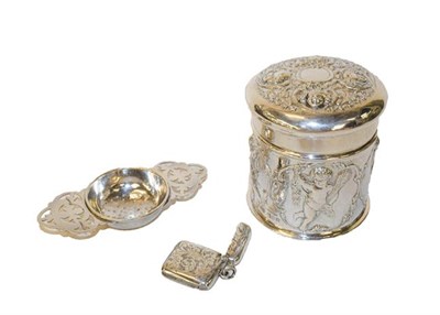 Lot 201 - An Edward VII silver dressing table jar, by The Goldsmiths and Silversmiths Co. Ltd., London, 1902