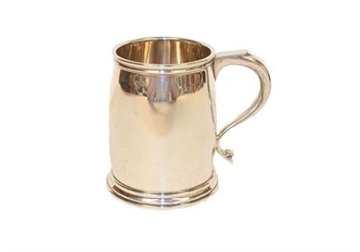 Lot 265 - An early 20th century silver Christening tankard, by Atkin Bros., Sheffield 1915