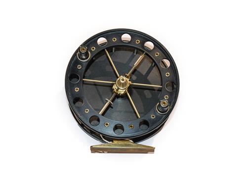 Lot 3034 - A 4 1/2'' Aerial Type Centrepin Reel with six spokes and 1'' wide drum. Unmarked but believed...