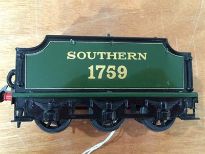 Lot 3238 - Hornby Series O Gauge E220 Special Locomotive 4-4-0 Southern 1759 20 volt, with tender 1759...