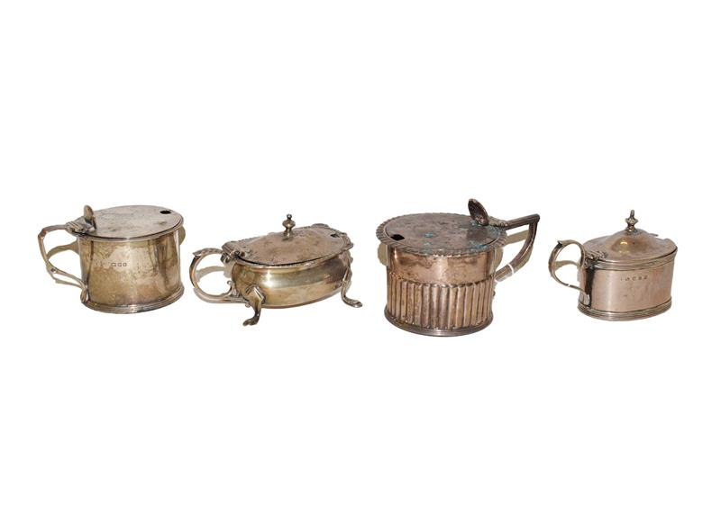 Lot 56 - A George IV silver drum-shaped mustard pot, by Thomas Ross, London. 1828, the lower body...