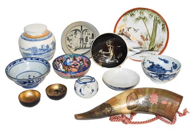 Lot 188 - A small quantity of Japanese and Chinese ceramics including bowls, vases, jugs etc and a...
