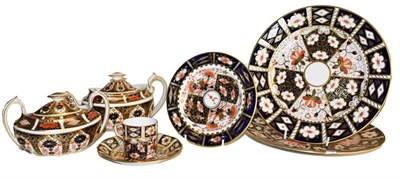 Lot 260 - ~A quantity of Royal Crown Derby Imari wares including a teapot and sucrier pattern 1128, one tray