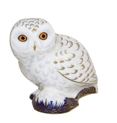 Lot 272 - Royal Crown Derby snowy owl paperweight with gold back stopper and box