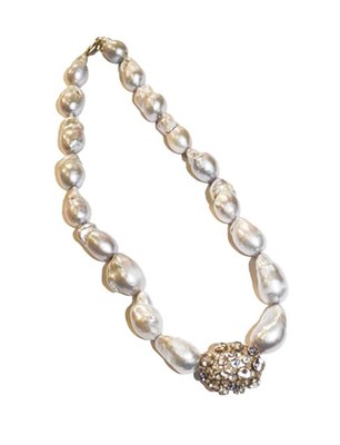 Lot 321 - A baroque cultured pearl necklace, length 48cm