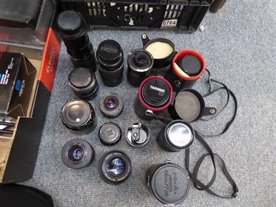 Lot 1209 - A quantity of camera lenses and equipment