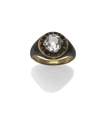 Lot 361 - A Diamond Set Mourning Ring, the old cut diamond in a yellow eight claw setting, within a scalloped