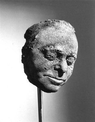 Lot 1019 - Hugh Oloff de Wet (1912-1975):  "Louie Golding " A Concrete Death Mask, 26cm