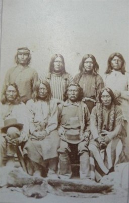 Lot 162 - Photographs - Native Americans An interesting collection of cartes de visite and cabinet cards...